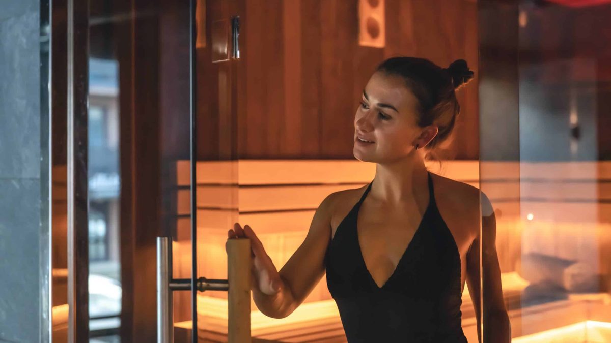 Sauna cu infrarosu – creeaza un adevarat sanctuar spa si descopera urmatorul nivel al wellness-ului